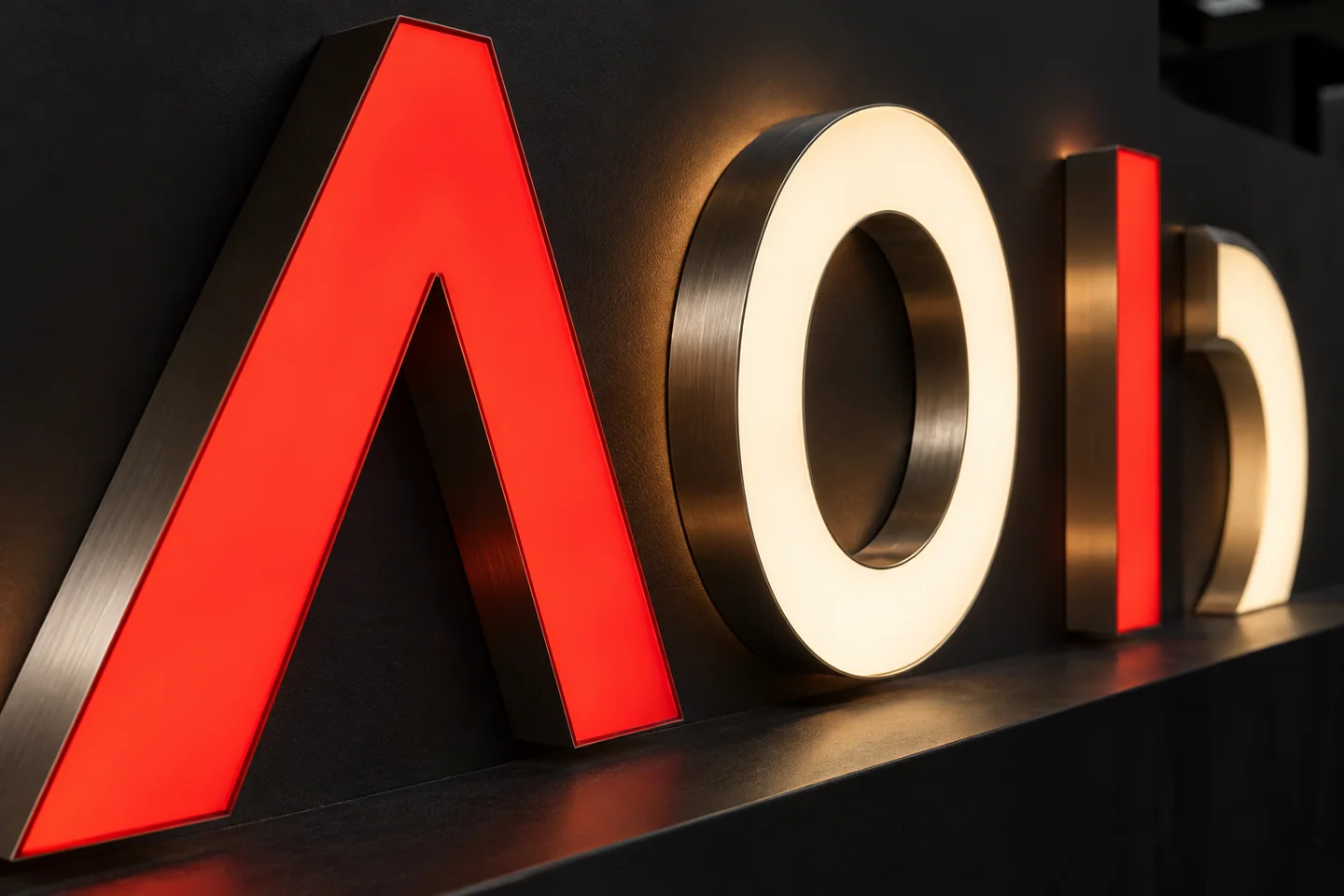 Slim-Edge Illuminated Letters